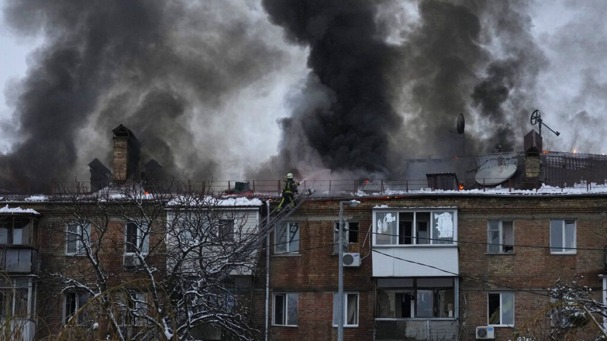 Nach russischen Angriffen in Kiew in der Ukraine
