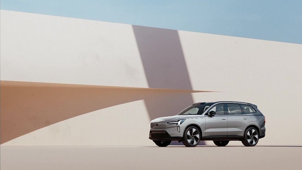 Volvo's new flagship all-electric SUV could power your home
