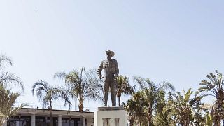 Namibia pulls down statue of German coloniser 