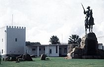 Estátua de Curt Von François, que estava junto aos edifícios administrativos da cidade de Windhoek, capital da Namíbia