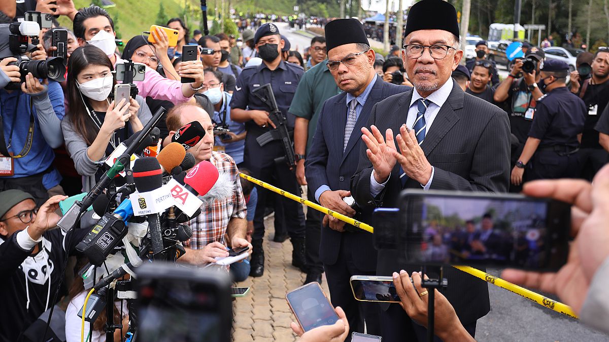 Malezya yeni Başbakanı Enver İbrahim