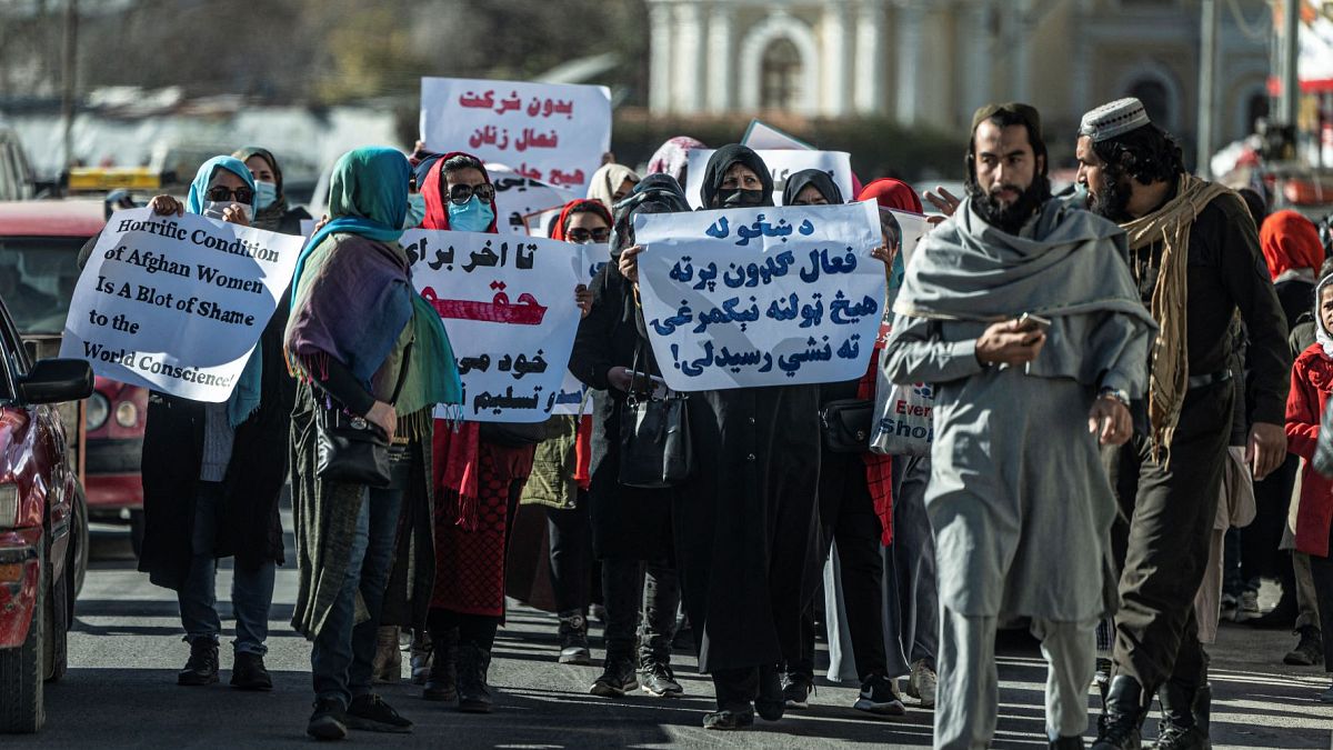 Kabul, manifestazione delle donne