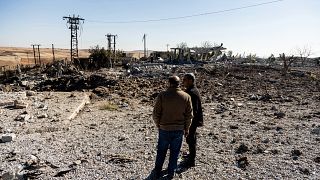 موقع تعرض لغارات جوية تركية أصابت محطة كهرباء في قرية تقل باقل بمحافظة الحسكة. 2022/11/20