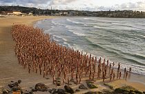 Nackte am Bondi Beach in Australien für Fotos von Spencer Tunick
