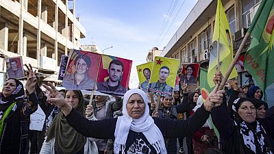 Manifestation de Kurdes à Qamichli, dans le nord-est de la Syrie, dimanche 27 novembre 2022