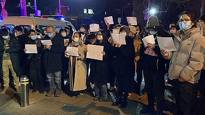 Κίνα διαδήλωση κατά των περιοριστικών μέτρων