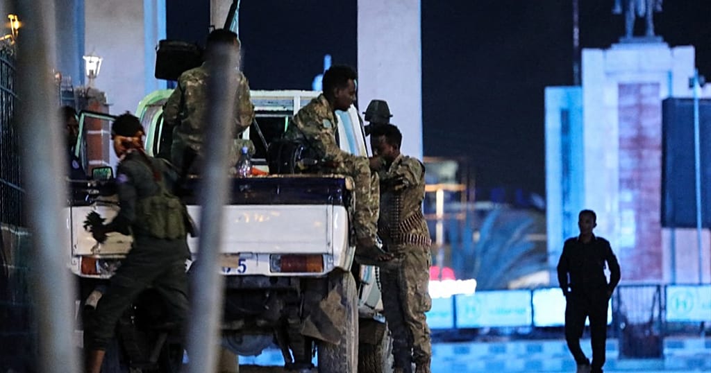 Somalia: 4 dead in the siege of a hotel attacked by Shebabs - Vimarsana News