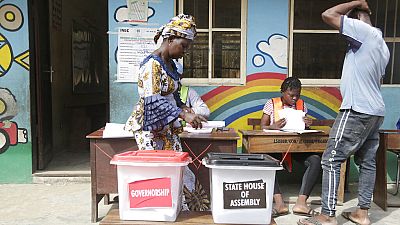 Nigeria : un bureau de la Commission électorale incendié