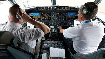 خطوط هوایی تصمیم دارند در آینده از یک خلبان در کابین هواپیماهای مسافربری استفاده کنند