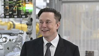 Elon Musk a Tesla németországi gyárának megnyitóján