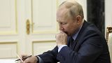 Putyin videokonferenciát tart a kormány tagjaival a Kremlben