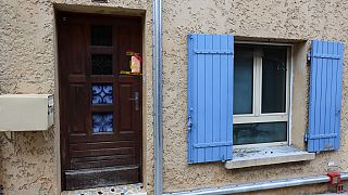 Haus in Südfrankreich, in dem die toten Babys in der Kühltruhe gefunden wurden