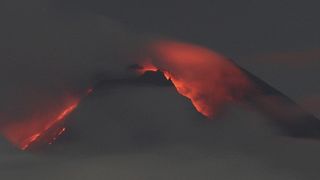 Der Vulkan Semeru auf der indonesischen Hauptinsel Java