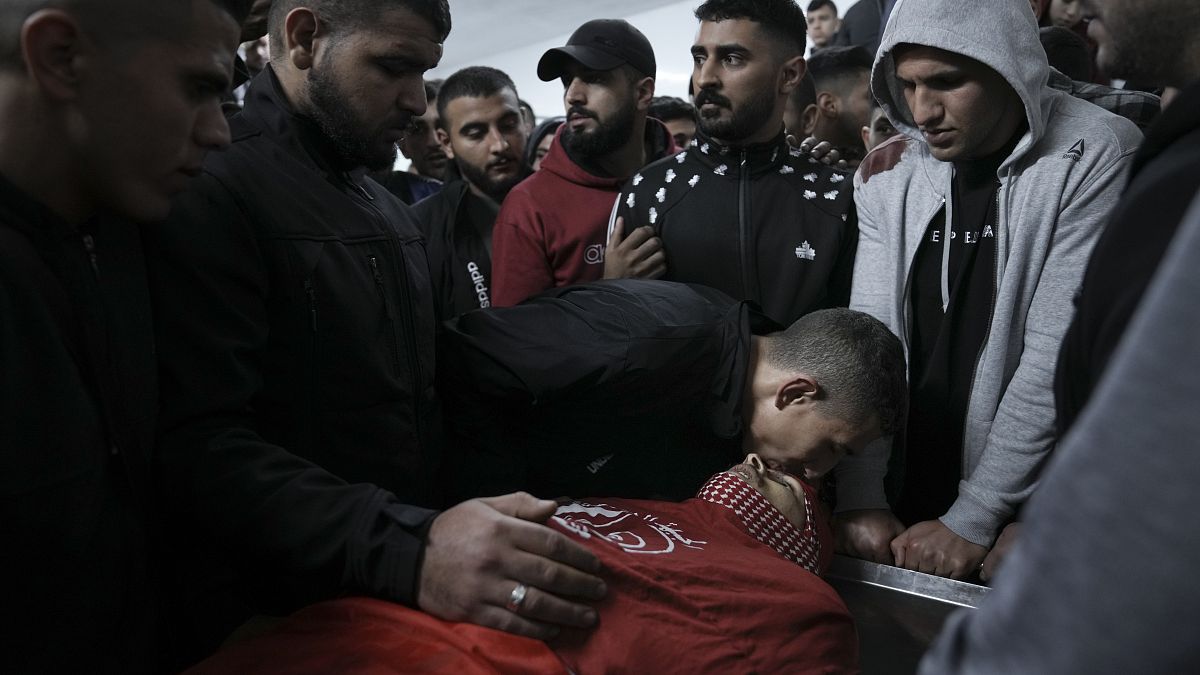 مقتل فلسطيني برصاص الجيش الإسرائيلي في مخيم الدهيشة