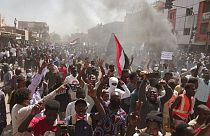 Manifestações contra o acordo com os militares, no Sudão