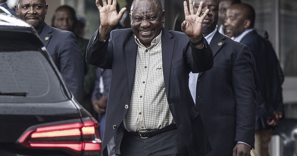 South Africa: Ramaphosa arrives at ANC emergency meeting that could seal his fate