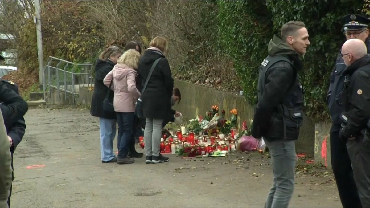 Trauer in Illerkirchheim südlich von Ulm nach der Ermordung einer Schülerin