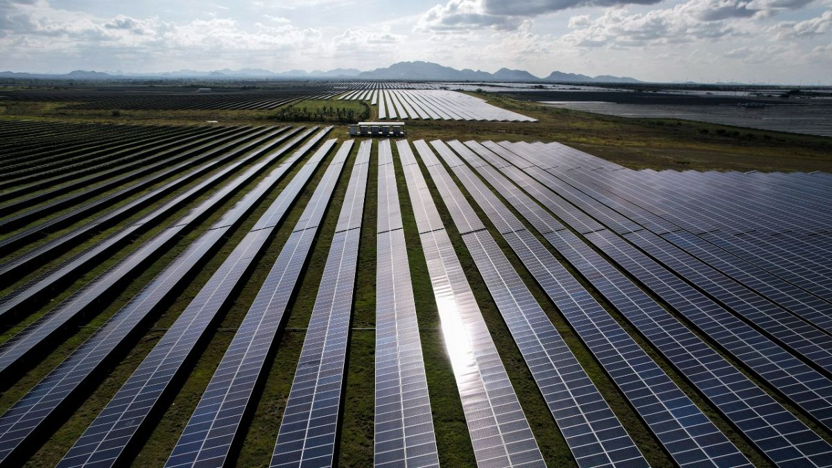 A napelemek áramtermelése nőhet a legnagyobb arányban a következő 5 évben az IEA szerint