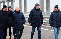 بازدید ولادیمیر پوتین، رئیس جمهوری روسیه از پل کریمه