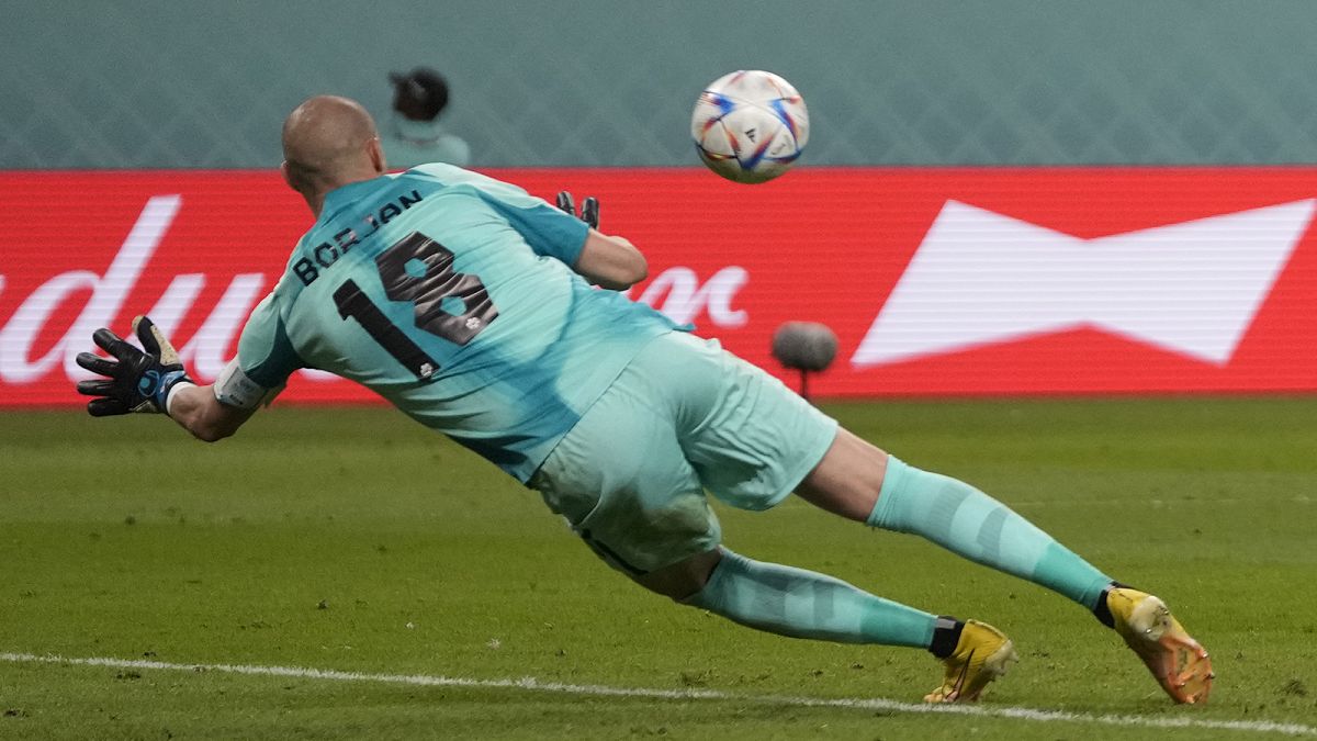 Canada's goalkeeper Milan Borjan during the World Cup group F match between Croatia and Canada in Qatar, 27 November 2022