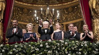  رئيسة المفوضية الأوروبية أورسولا فون دير لايين ورئيسة الوزراء جورجيا ميلوني والرئيس سيرجيو ماتاريلا يحضرون العرض الأول لأوبرا "بوريس غودونوف" 