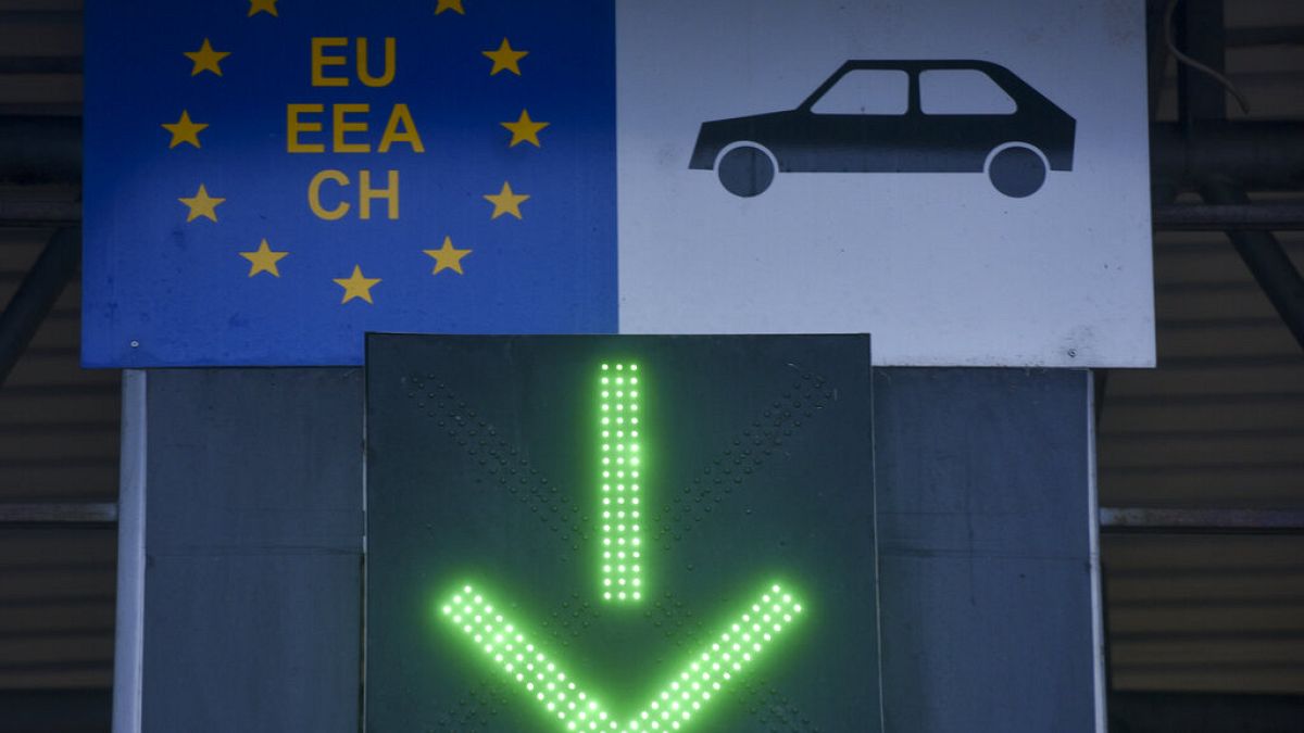 Avusturya'dan Romanya ve Bulgaristan için sadece havayoluyla Schengen önerisi