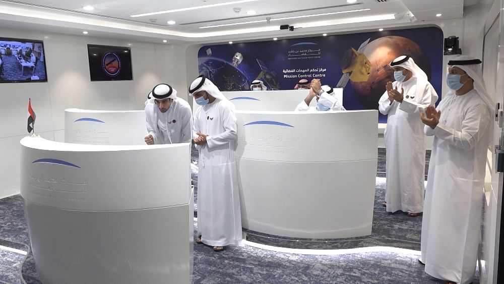 فحص أمل الإمارات يكشف أسرار كوكب المريخ