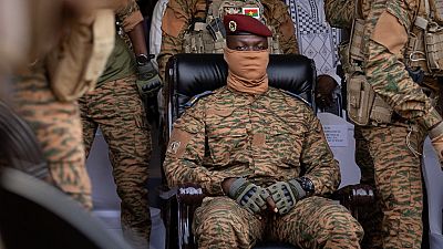 Капитан Ибрагим Траоре, новый лидер Буркина-Фасо, на церемонии, посвященной 35-й годовщине убийства Томаса Санкары / Уагадугу, 15 октября 2022 года.