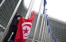 العلم التونسي أمام مقر الاتحاد الأوروبي