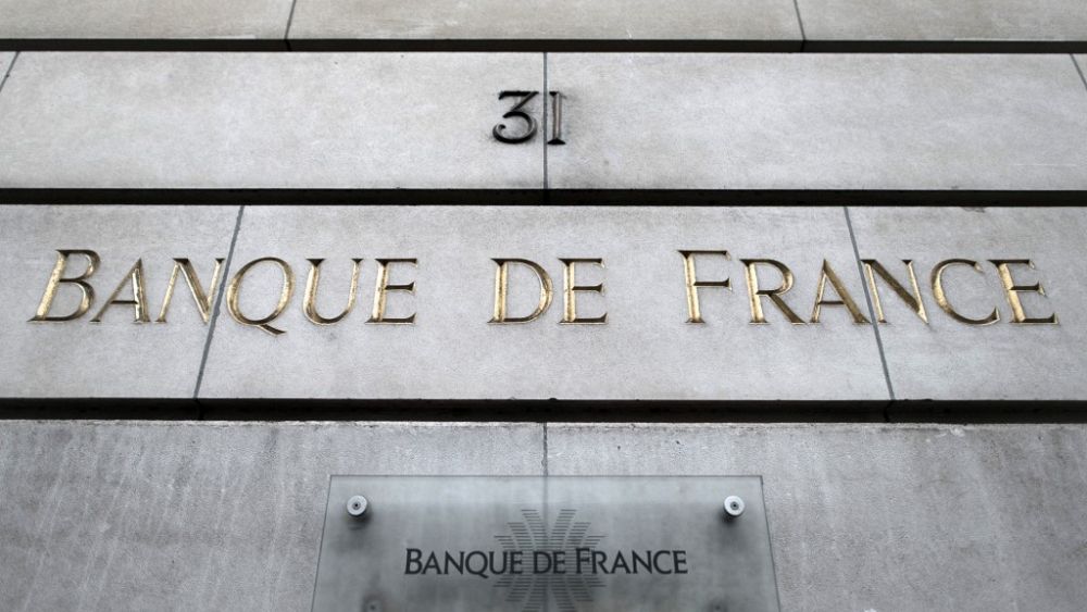 Photo of La Banque de France s’attend à ce que l’économie française évite la récession en 2022