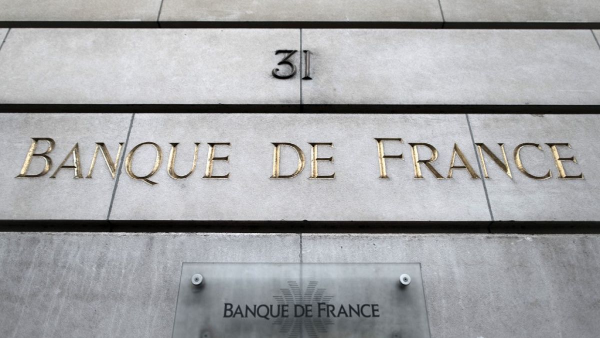 French economy should stave off recession in 2022, predicts Bank of ...