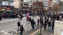 Διαδηλωτές έξω από τα δικαστήρια της Θεσσαλονίκης