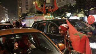 احتفالات بمناسبة فوز المنتخب المغربي أمام إسبانيا في العاصمة الرباط 