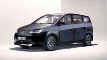 La Sion de Sono Motors, un voiture électrique dotée de panneaux solaires