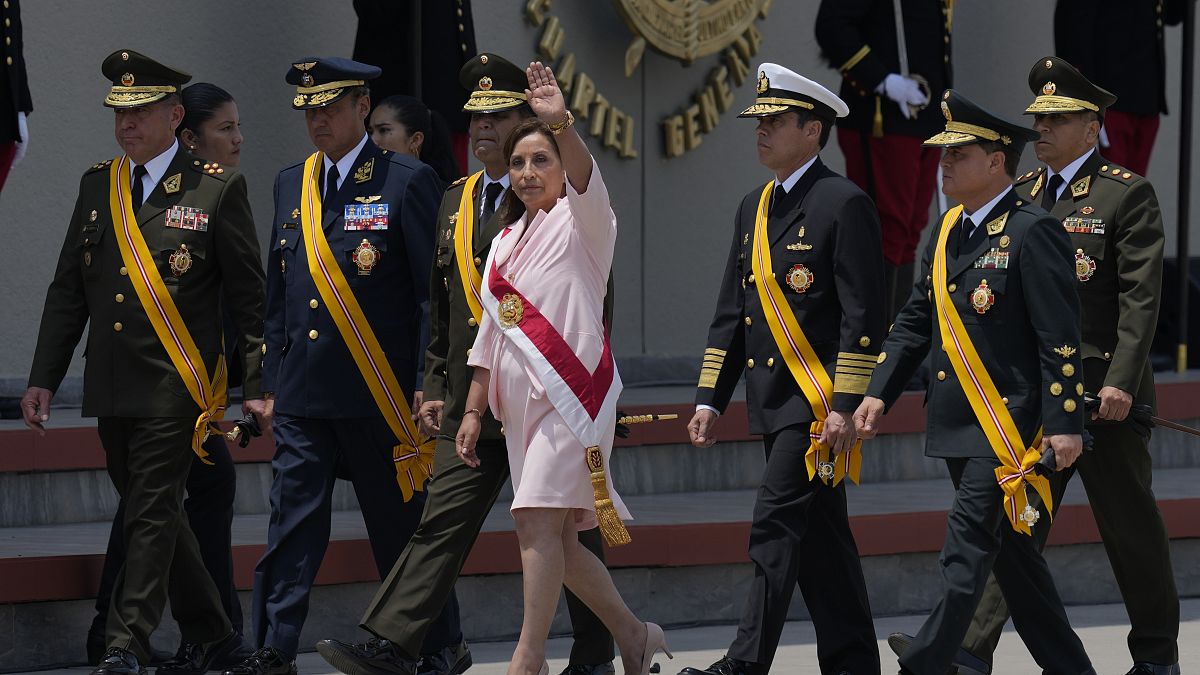 Dina Boluarte, Peru ideiglenes államfője 2022. december 9-én