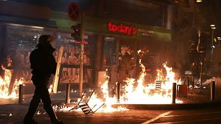 Беспорядки в Греции не прекращаются с понедельника