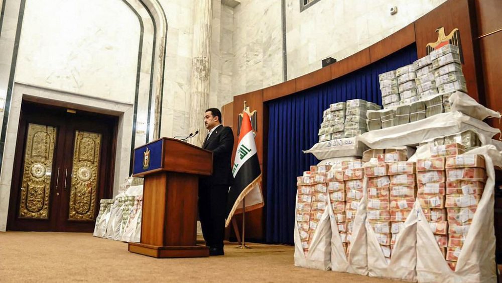 Irak'ta devlet bankasından çalınan 2,5 milyar doların bir kısmı daha iade  edildi | Euronews