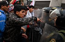 مظاهرات عنيفة في بيرو