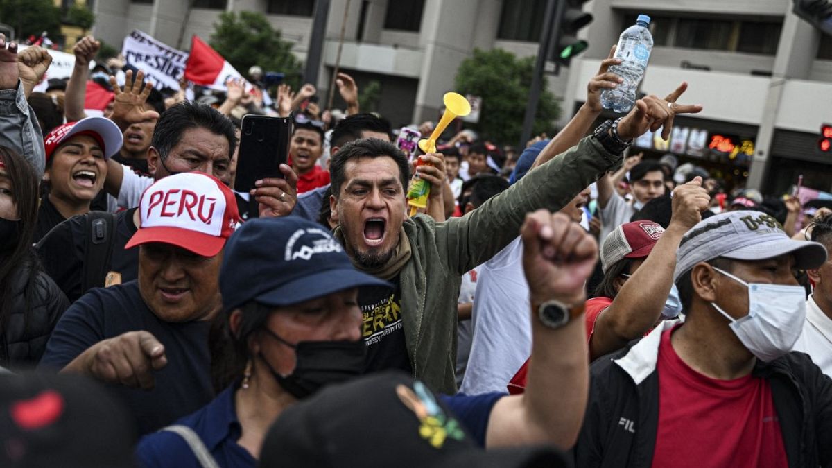 tüntetők Limában