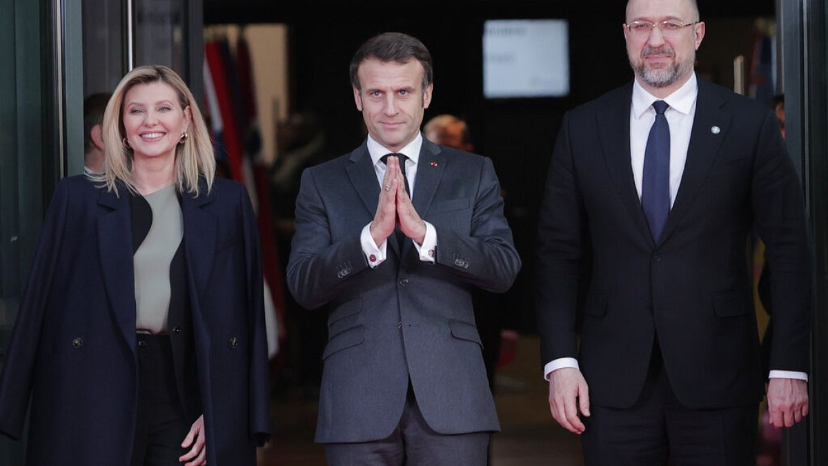 Emmanuel Macron, Olena Zelenska et Denys Shmyhal (13/12/22)