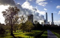 El vapor sale de la central térmica de carbón de Niederaussem, Alemania, el miércoles 2 de noviembre de 2022.