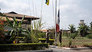 Les Centrafricains réagissent au départ des derniers soldats français