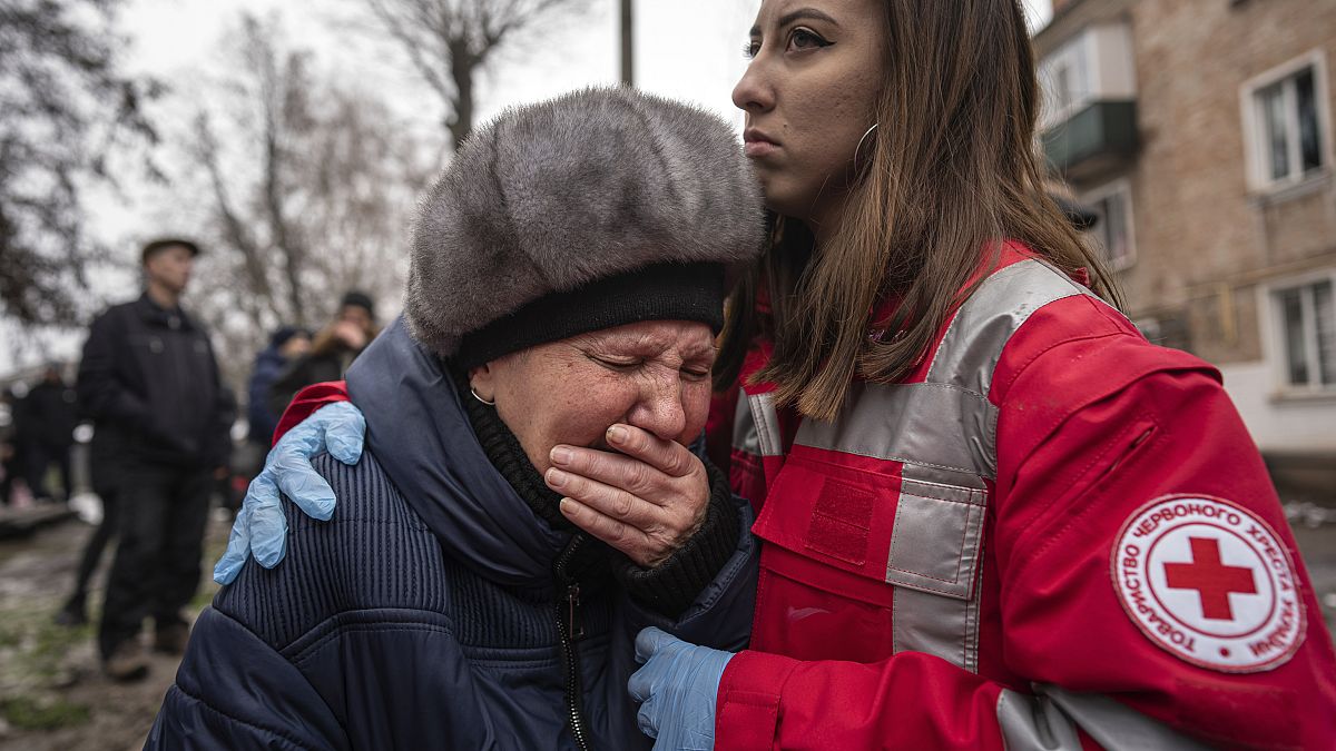 Ουκρανή θρηνεί τον χαμό δικού της ανθρώπου