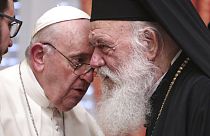 Katolik Hristiyanların ruhani lideri Papa Francis Ortodoks Hristiyan Başpiskoposu II. Ieronymos'la 2021 yılında bir araya geldi / Arşiv