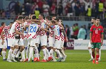 La selección croata celebra su victoria frente a Marruecos en la batalla por el tercer puesto en el mundial de Catar
