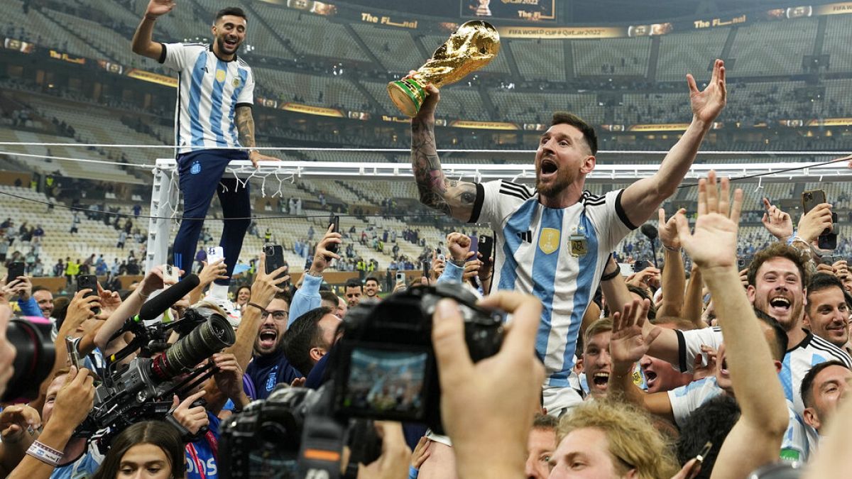 Lionel Messi célébrant la victoire de l'Argentine à la Coupe du monde, Qatar, le 18 décembre 2022
