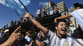 Scènes de joie à Buenos Aires, après la victoire de l'Argentine en finale de Coupe du monde, le 18 décembre 2022