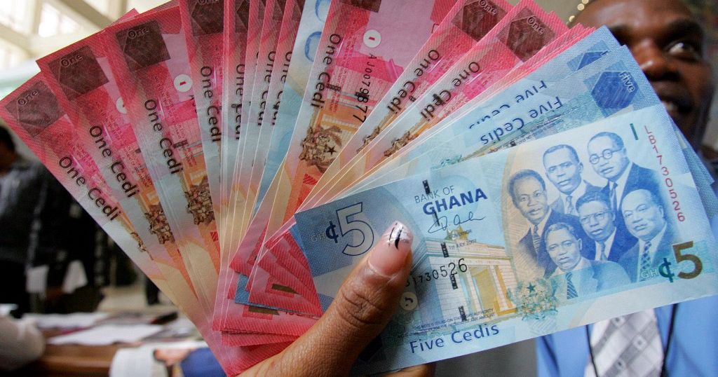 Ghana suspends payment of part of its foreign debt, including Eurobonds