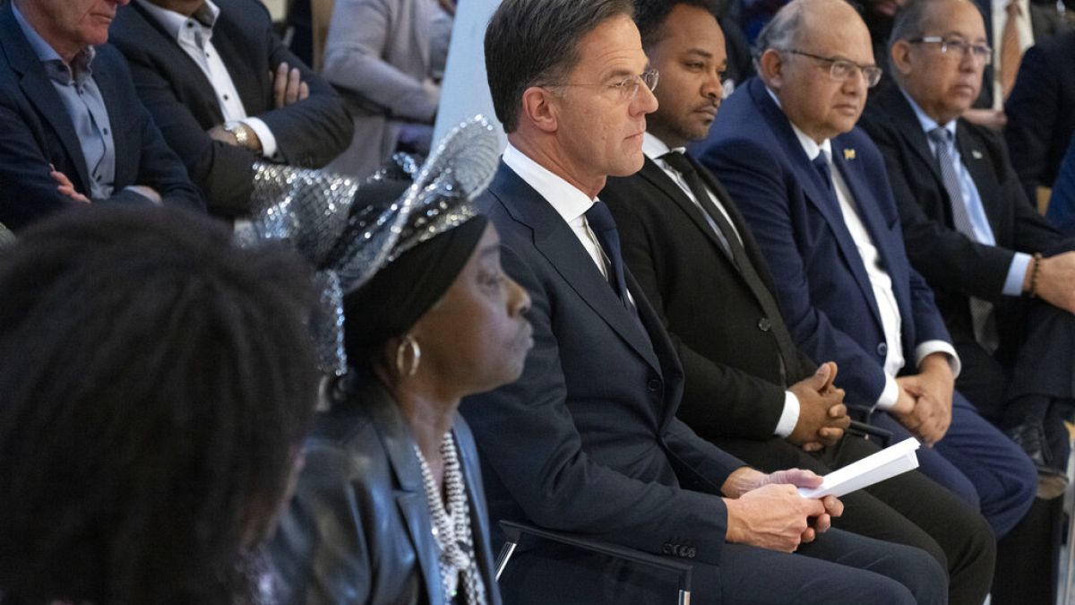 Mark Rutte holland kormányfő a hágai Nemzeti Archívumban tartott beszéde előtt 2022. december 19-én
