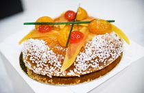 حلوى الملك الفائزة في مسابقة نظمتها جمعية الخبازين وطهاة المعجنات في فوكلوز، فرنسا.
